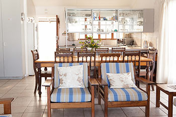 No 1 Cottage - Jeffreys Bay Accommodation