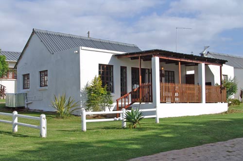 No 14 Cottage - Jeffreys Bay Accommodation